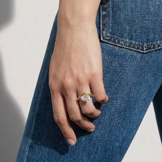Ripple Diamond Gold Ring